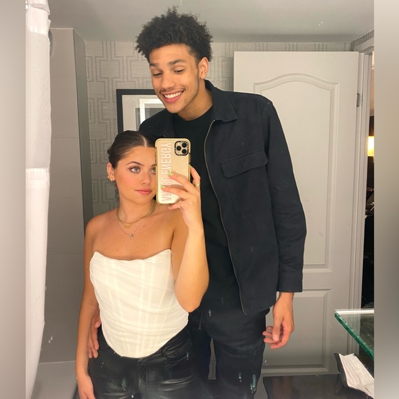 Corset - Picture 3 of 3